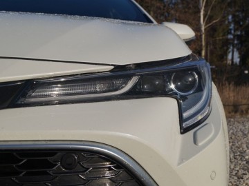 Toyota Corolla TS Kombi Executive 2,0 Hybrid Dynamic Force 184 KM e-CVT &ndash; W nowym kierunku