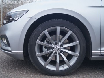 Volkswagen Passat Variant Elegance 2,0 TSI 190 KM DSG7 &ndash; Rodzinne rozwiązanie...