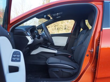 Renault Clio 1,3 TCe RS-Line 130 KM 7DCT &ndash; Fancuski mieszczuch
