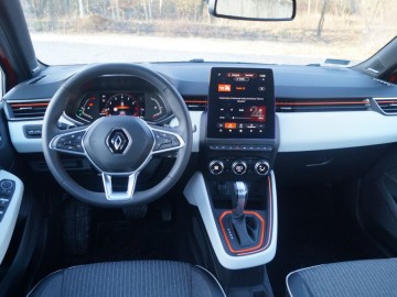Renault Clio 1,3 TCe RS-Line 130 KM 7DCT &ndash; Fancuski mieszczuch
