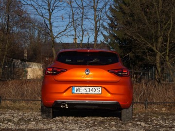Renault Clio 1,3 TCe RS-Line 130 KM 7DCT &ndash; Fancuski mieszczuch