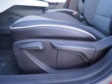 Renault Clio 1,3 TCe RS-Line 130 KM 7DCT &ndash; Fancuski mieszczuch