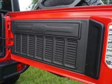 Jeep Wrangler Rubicon 2,0 GME 272 KM 8AT &ndash; Legenda nadal żywa