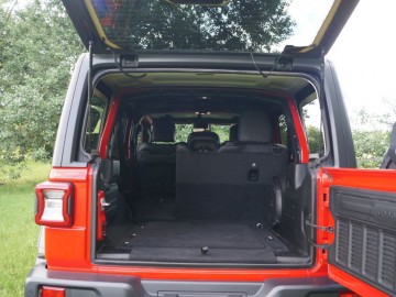 Jeep Wrangler Rubicon 2,0 GME 272 KM 8AT &ndash; Legenda nadal żywa