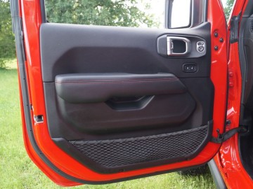 Jeep Wrangler Rubicon 2,0 GME 272 KM 8AT &ndash; Legenda nadal żywa
