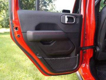 Jeep Wrangler Rubicon 2,0 GME 272 KM 8AT &ndash; Legenda nadal żywa