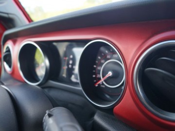 Jeep Wrangler Rubicon 2,0 GME 272 KM 8AT &ndash; Legenda nadal żywa