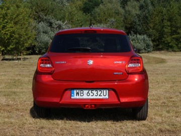 Suzuki Swift 1,2 DualJet SHVS 83 KM 5 MT - Urokliwy
