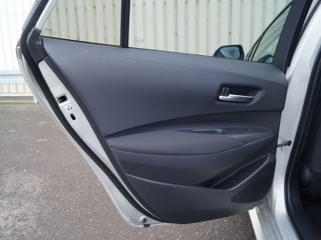 Suzuki Swace Hybrid 1,8 Elegance 2WD E-CVT - Ciekawa propozycja