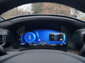 Ford Explorer 3,0 V6 457 KM 10 AT &ndash; Monument na kołach