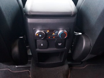 Ford Explorer 3,0 V6 457 KM 10 AT &ndash; Monument na kołach