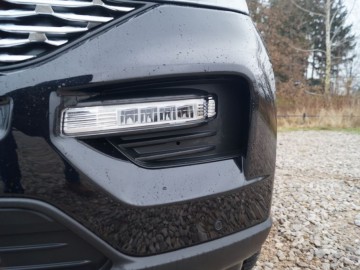Ford Explorer 3,0 V6 457 KM 10 AT &ndash; Monument na kołach