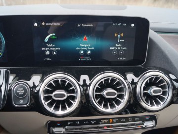 Mercedes Benz GLA 220D 4Matic 8AT &ndash; Na plus