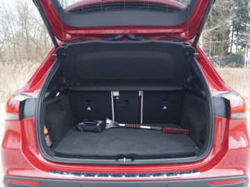 Mercedes Benz GLA 220D 4Matic 8AT &ndash; Na plus