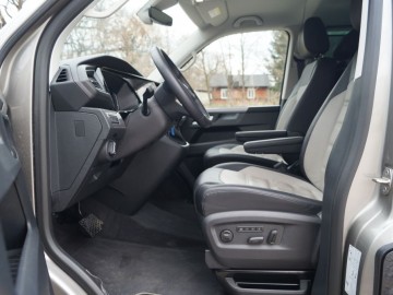 Volkswagen Multivan Highline 6.1 biTDI 199 KM 4Motion DSG &ndash; W komfortowych warunkach &nbsp;