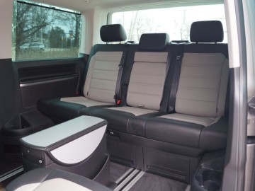 Volkswagen Multivan Highline 6.1 biTDI 199 KM 4Motion DSG &ndash; W komfortowych warunkach &nbsp;