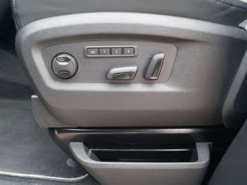 Volkswagen Multivan Highline 6.1 biTDI 199 KM 4Motion DSG &ndash; W komfortowych warunkach &nbsp;