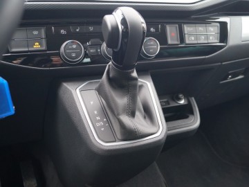 Volkswagen Multivan Highline 6.1 biTDI 199 KM 4Motion DSG &ndash; W komfortowych warunkach &nbsp;