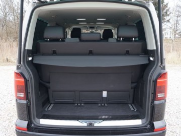 Volkswagen Multivan Highline 6.1 biTDI 199 KM 4Motion DSG &ndash; W komfortowych warunkach &nbsp;