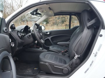 Smart ForTwo Cabrio 17 kWh 83 KM AT &ndash; No ale po co?