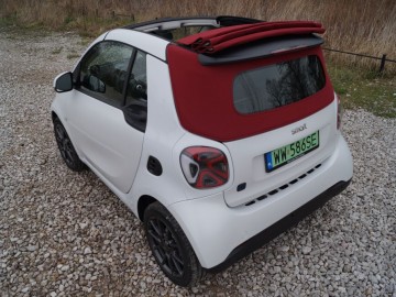 Smart ForTwo Cabrio 17 kWh 83 KM AT &ndash; No ale po co?