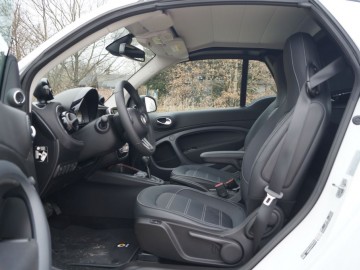 Smart ForTwo Cabrio 17 kWh 83 KM AT &ndash; No ale po co?
