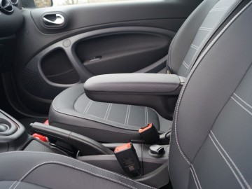 Smart ForTwo Cabrio 17 kWh 83 KM AT &ndash; No ale po co?