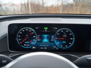 Mercedes Benz EQC 400e 408 KM AT - Elektryk jak nie elektryk
