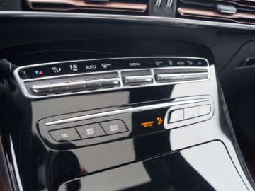 Mercedes Benz EQC 400e 408 KM AT - Elektryk jak nie elektryk