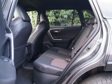 Suzuki Across 2,5 Plug-in hybrid 306 KM AT - Zaskakujący&nbsp;