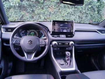 Suzuki Across 2,5 Plug-in hybrid 306 KM AT - Zaskakujący&nbsp;