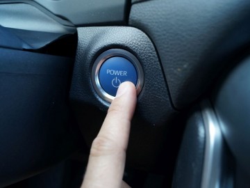 Suzuki Across 2,5 Plug-in hybrid 306 KM AT - Zaskakujący&nbsp;