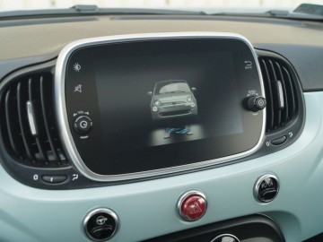 Fiat 500 Hybrid Launch Edition 1,0 70 KM 6MT &ndash; Coś elektrycznego