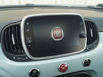 Fiat 500 Hybrid Launch Edition 1,0 70 KM 6MT &ndash; Coś elektrycznego