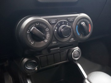 Suzuki Ignis 1,2 Hybrid Dual Jet 83 KM 2WD CVT &ndash; Miejski oryginał