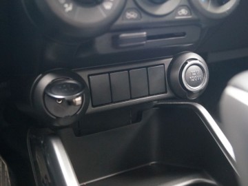 Suzuki Ignis 1,2 Hybrid Dual Jet 83 KM 2WD CVT &ndash; Miejski oryginał