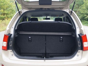 Suzuki Ignis 1,2 Hybrid Dual Jet 83 KM 2WD CVT &ndash; Miejski oryginał