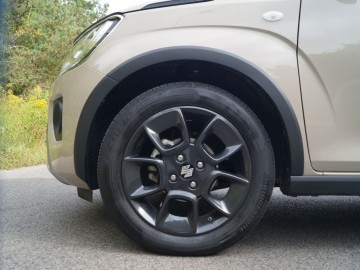 Suzuki Ignis 1,2 Hybrid Dual Jet 83 KM 2WD CVT &ndash; Miejski oryginał