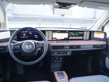 Honda e BEV 154 KM 35,5 kWh AT &ndash; Czy oryginalność wystarczy?&nbsp;