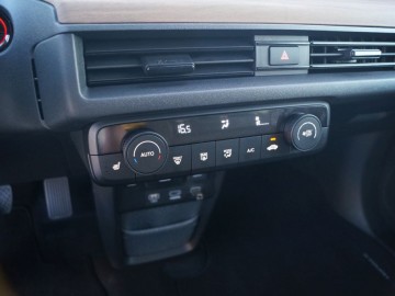 Honda e BEV 154 KM 35,5 kWh AT &ndash; Czy oryginalność wystarczy?&nbsp;