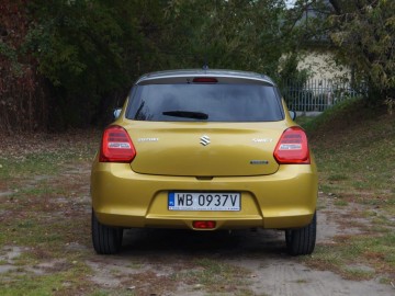 Suzuki Swift 1,2 DualJet SHVS 83 KM CVT &ndash; Czy warto wybrać automat?