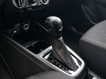 Suzuki Swift 1,2 DualJet SHVS 83 KM CVT &ndash; Czy warto wybrać automat?