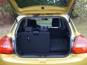 Suzuki Swift 1,2 DualJet SHVS 83 KM CVT &ndash; Czy warto wybrać automat?