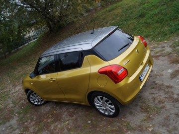 Suzuki Swift 1,2 DualJet SHVS 83 KM CVT &ndash; Czy warto wybrać automat?