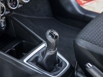 Suzuki Swift 1,2 DualJet SHVS 83 KM 5 MT &ndash; Miejskie rozwiązanie