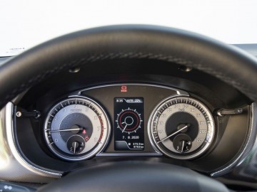 Suzuki Vitara 1,4 BoosterJet AllGrip Hybrid 140 KM AWD M/T - Niepozorny