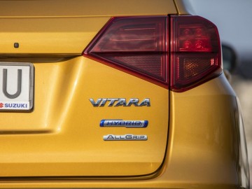 Suzuki Vitara 1,4 BoosterJet AllGrip Hybrid 140 KM AWD M/T - Niepozorny