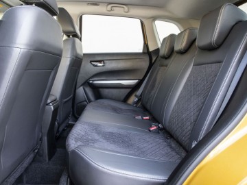 Suzuki Vitara 1,4 BoosterJet AllGrip Hybrid 140 KM AWD M/T - Niepozorny
