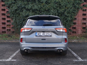 Ford Kuga ST-Line 2,5 Plug-In Hybrid 225 KM e-CVT &ndash; Udane połączenie