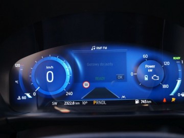 Ford Kuga ST-Line 2,5 Plug-In Hybrid 225 KM e-CVT &ndash; Udane połączenie